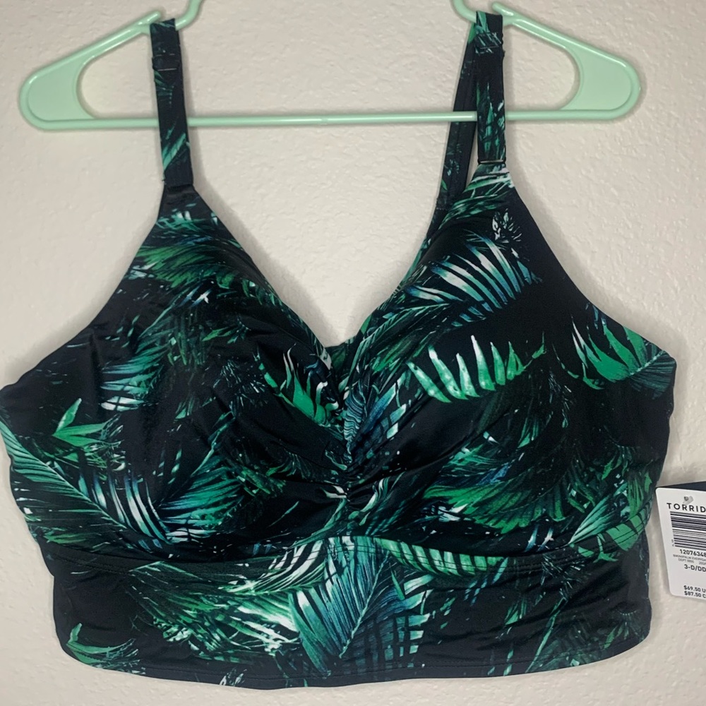 Tropical leaves print bikini top